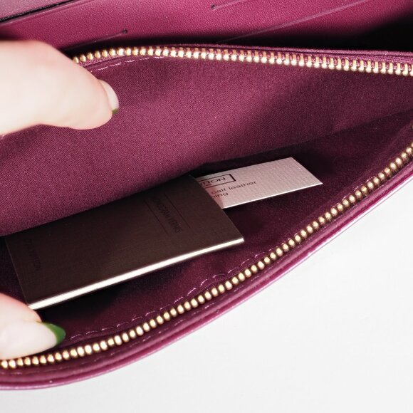 Louis Vuitton Sunset Boulevard Vernis Patent Leather Clutch Bag - Picture 12 of 14